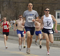 Grafton 5-Miler photo by JR Petsko